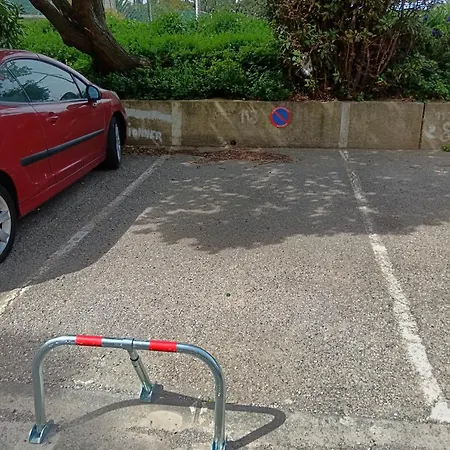 Confort Avec Place De Parking Et Wifi 公寓 巴拉吕克莱班