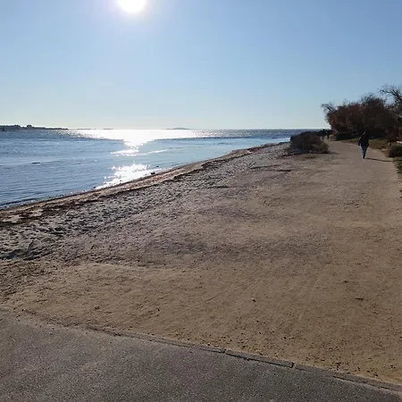 Confort Avec Place De Parking Et Wifi Апартаменты